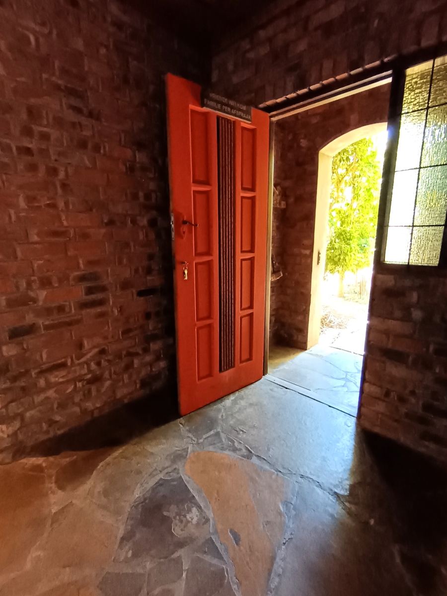 4 Bedroom Property for Sale in C Place Eastern Cape